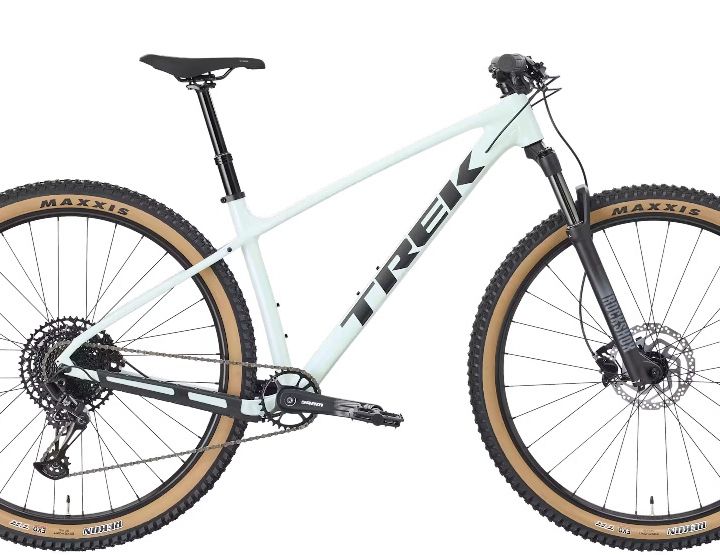 Trek Marlin 7 gen 3 2026 Magic Mint.jpg