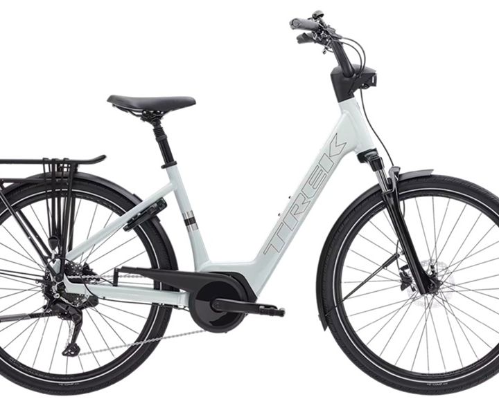 tREK vERV+2 Lowstep silver.jpg